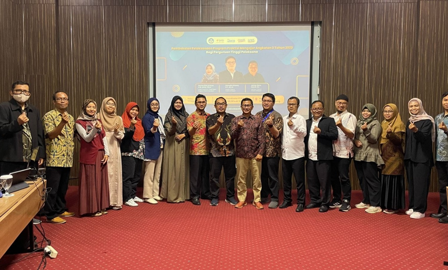 Kegiatan Pembekalan Pelaksanaan Program Praktisi Mengajar Angkatan 3 Tahun 2023